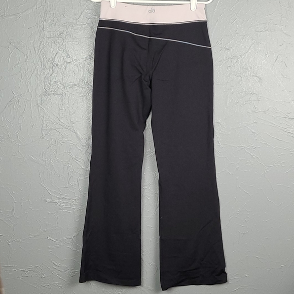 ALO YOGA Black Pants Contrast Waistband - Picture 3 of 5